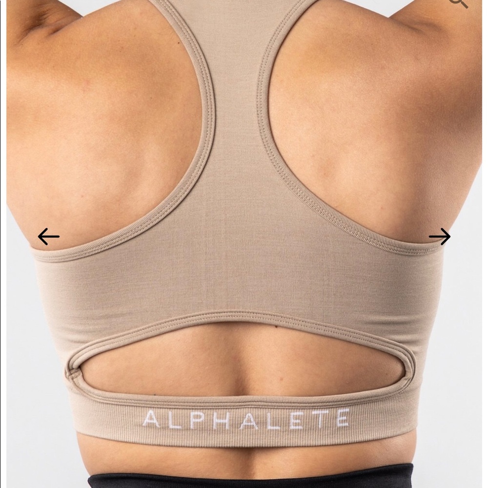 Alphalete sports bra